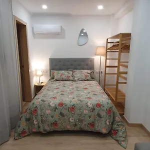 apartmentsnoa.es-andalucia.com/